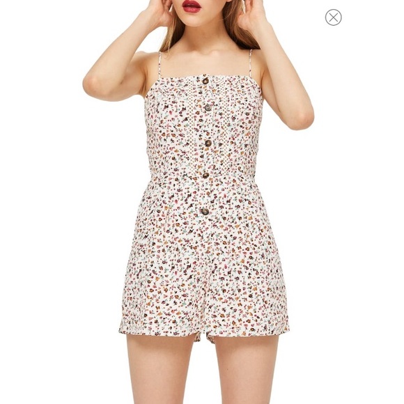 Topshop Dresses & Skirts - TOPSHOP Cream Floral Crochet Romper Size 4
